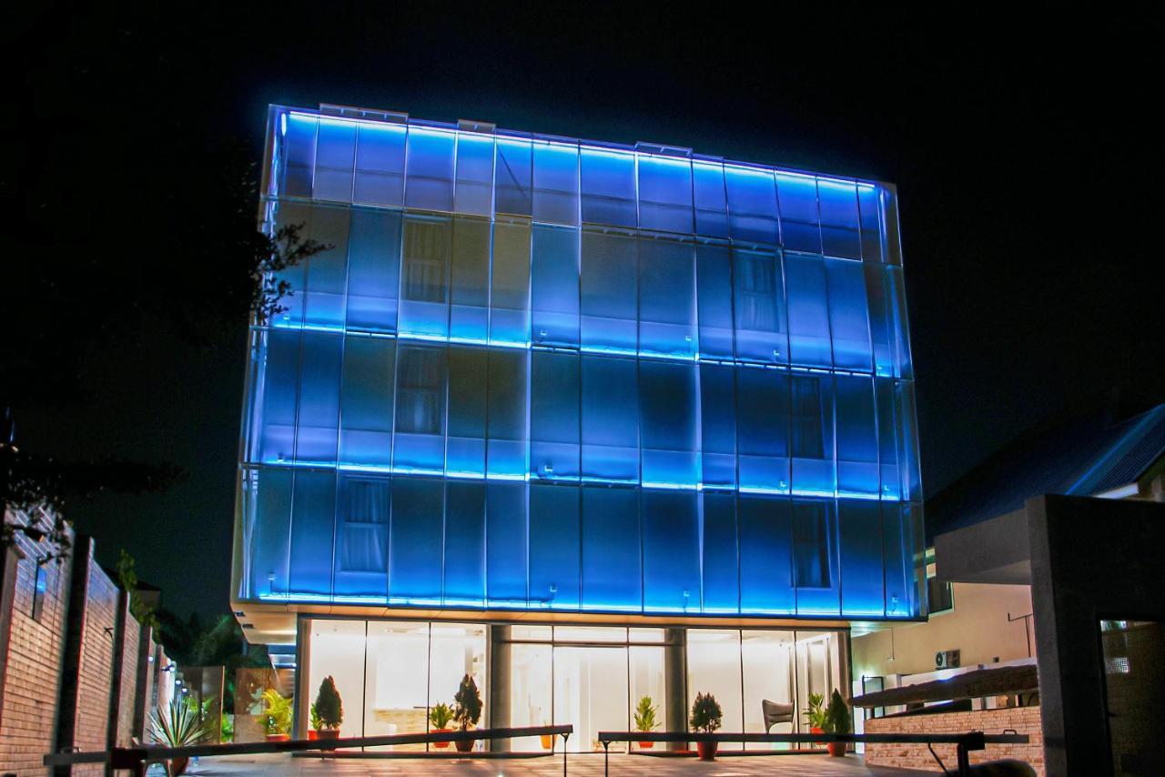 Hotel Sv Chrome Abuja Esterno foto