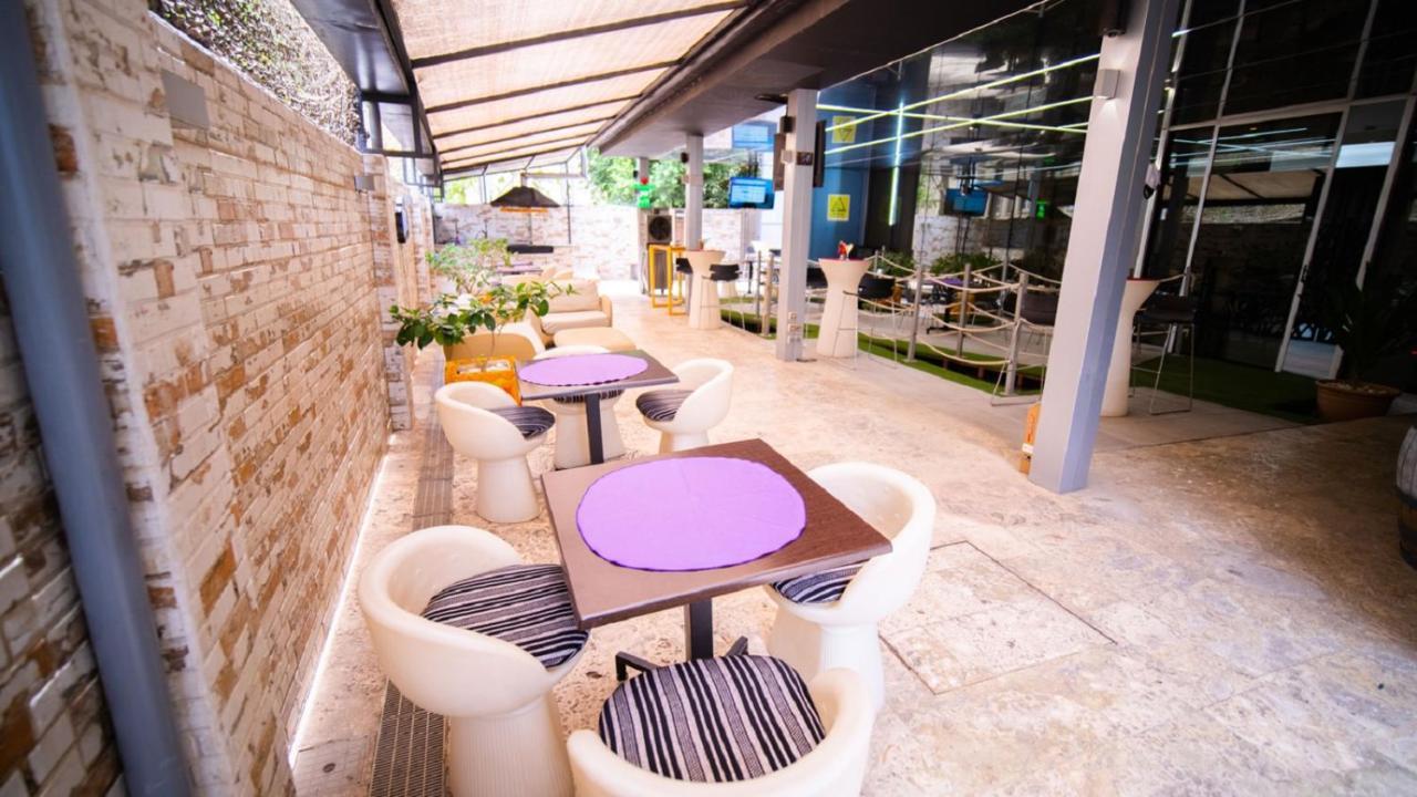 Hotel Sv Chrome Abuja Esterno foto